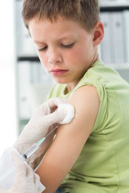В каком возрасте рекомендуется делать первую прививку?