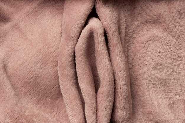 Что такое герпес на половых губах и как он передается