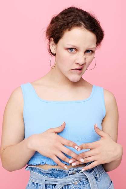 Распознать симптомы язвы желудка у женщин